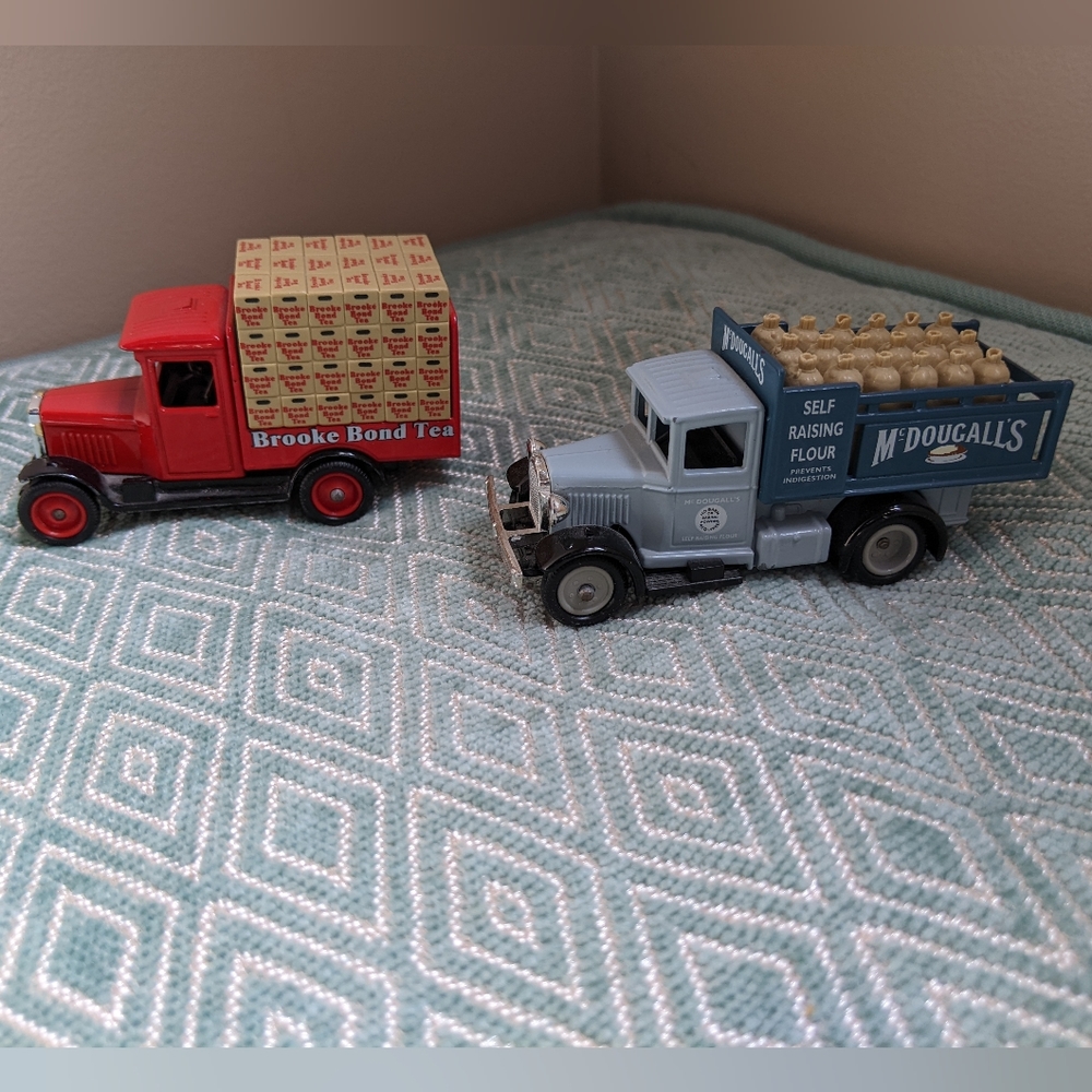 2 Lledo, Days Gone By Series, Vehicle Bundle